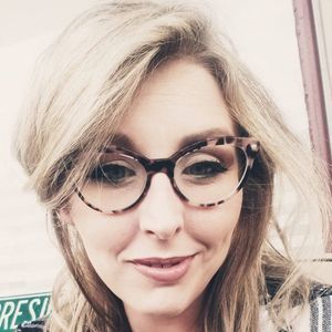 Meet your Posher, Holly